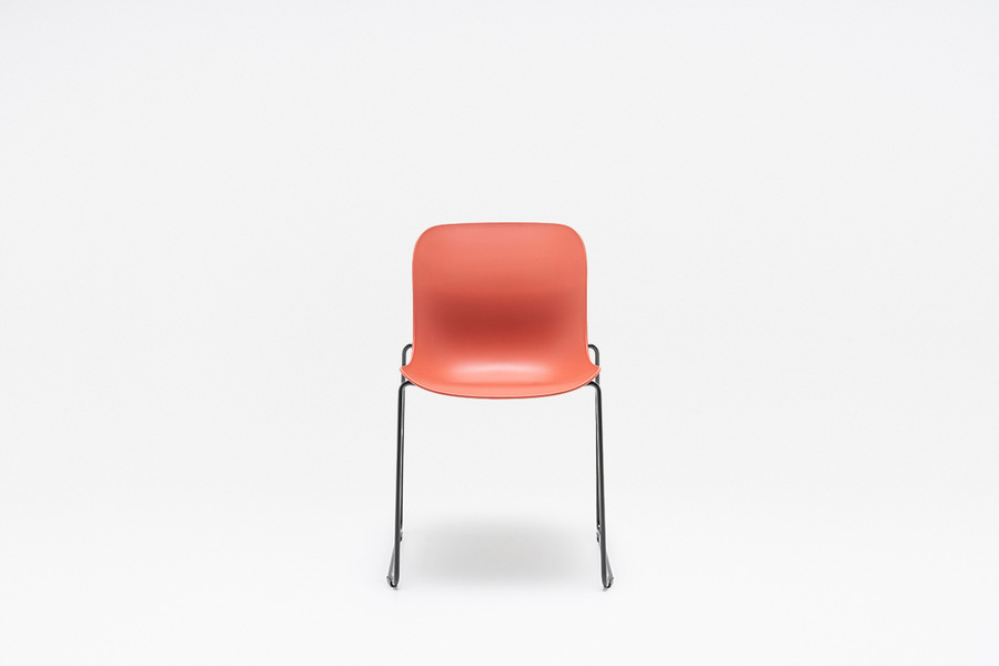 Baltic 2 Basic krzesło plastikowe na płozie
