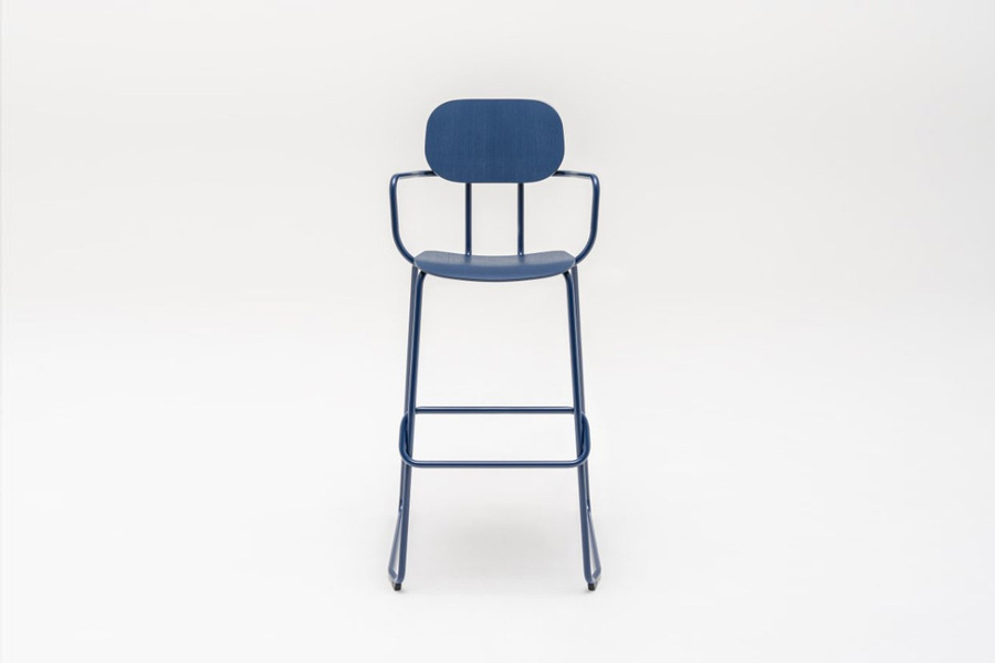 New School hoker ze sklejki