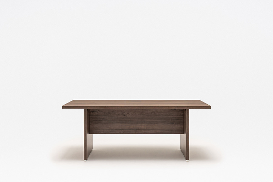 Quando stół gabinetowy