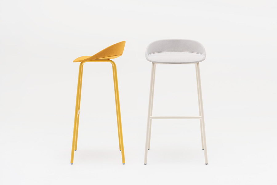 Team hoker tapicerowany